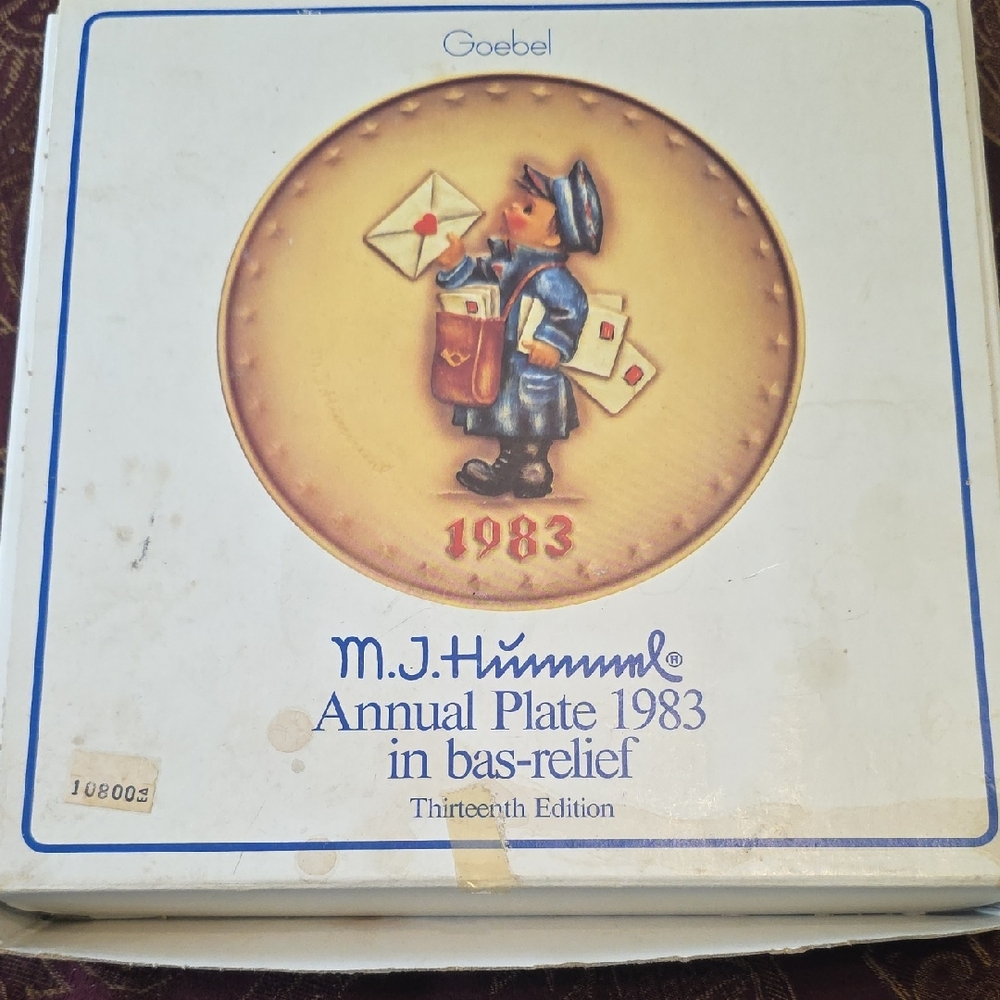 Goebel Blue and Brown Annual Plate 1983, Vintage, Great Condition